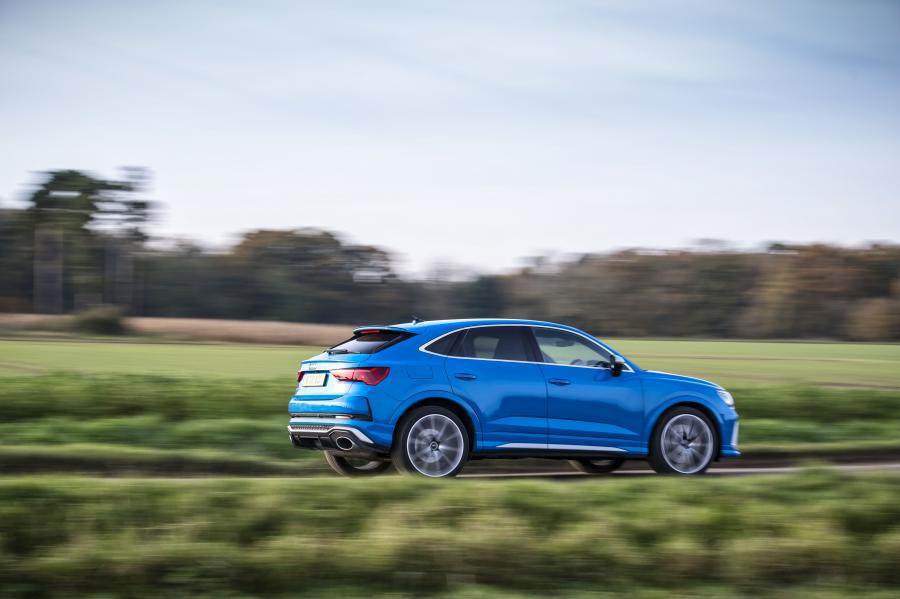  Audi RS Q3 Sportback 2019 года  (UK) (фото 16 из 71)